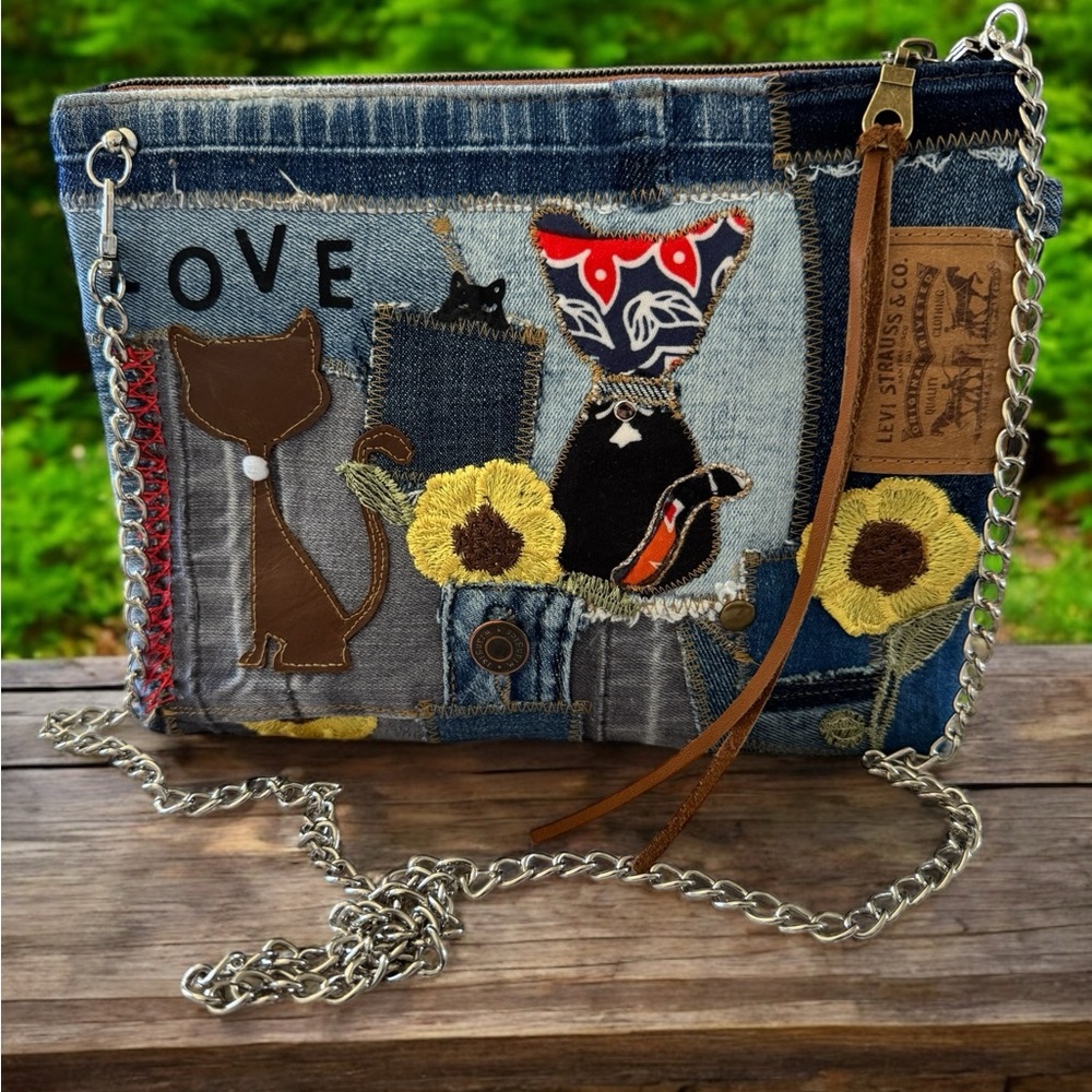 Cat Patchwork Crossbody Clutch Bag – Upcycled Denim Wristlet & Chain Strap